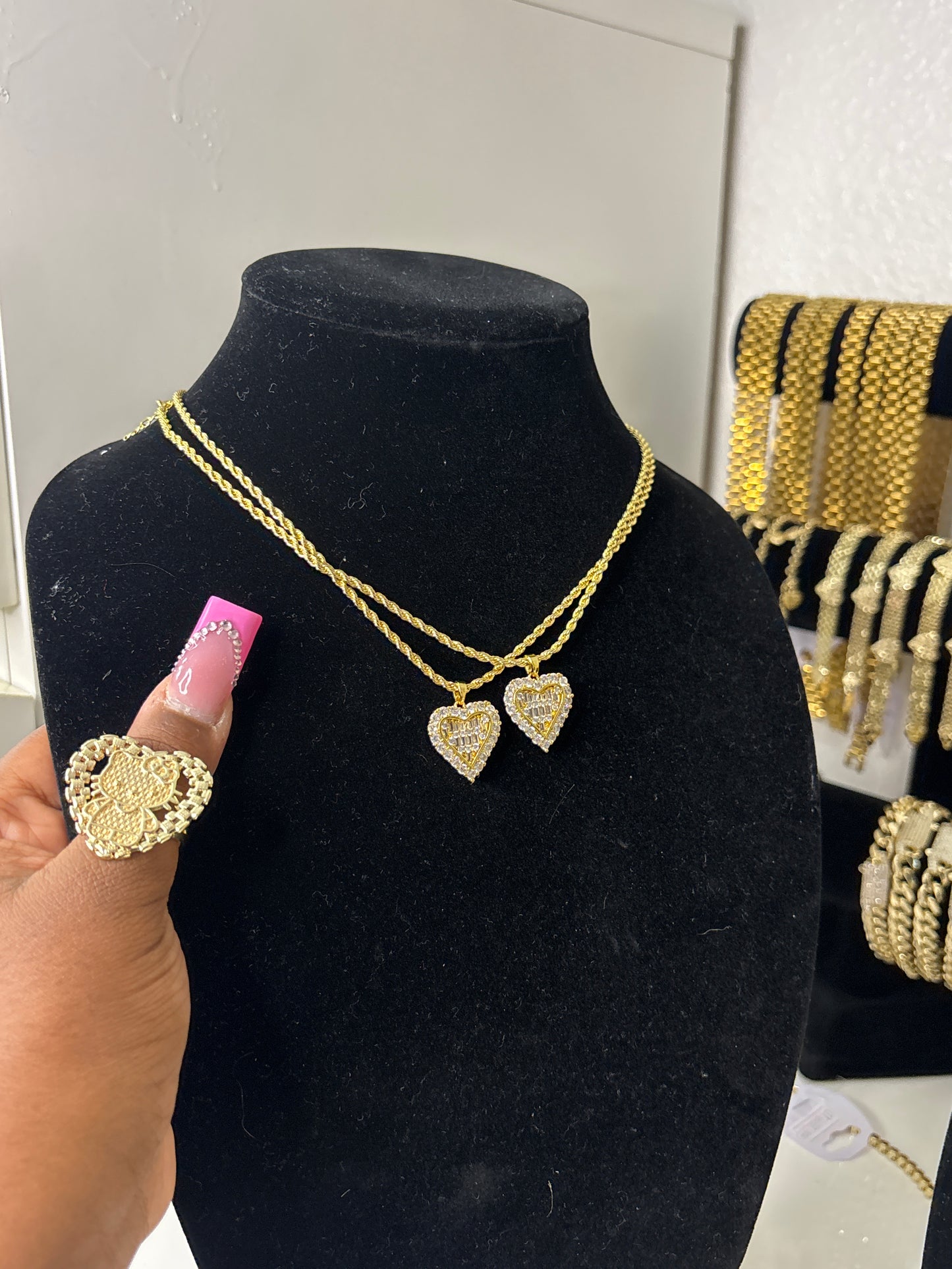 HEART BLING NECKLACE