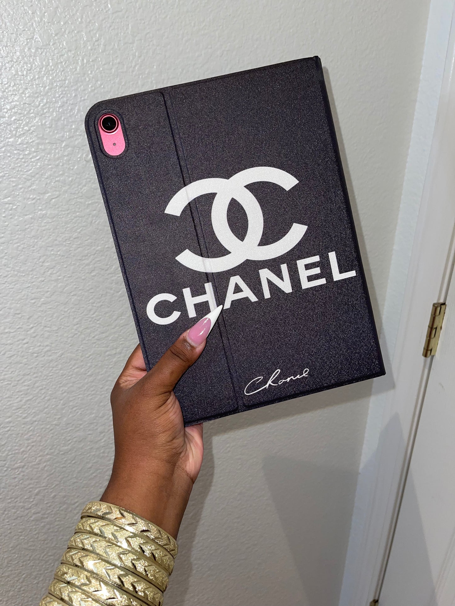 BLACK CC IPAD CASE (pre-order)