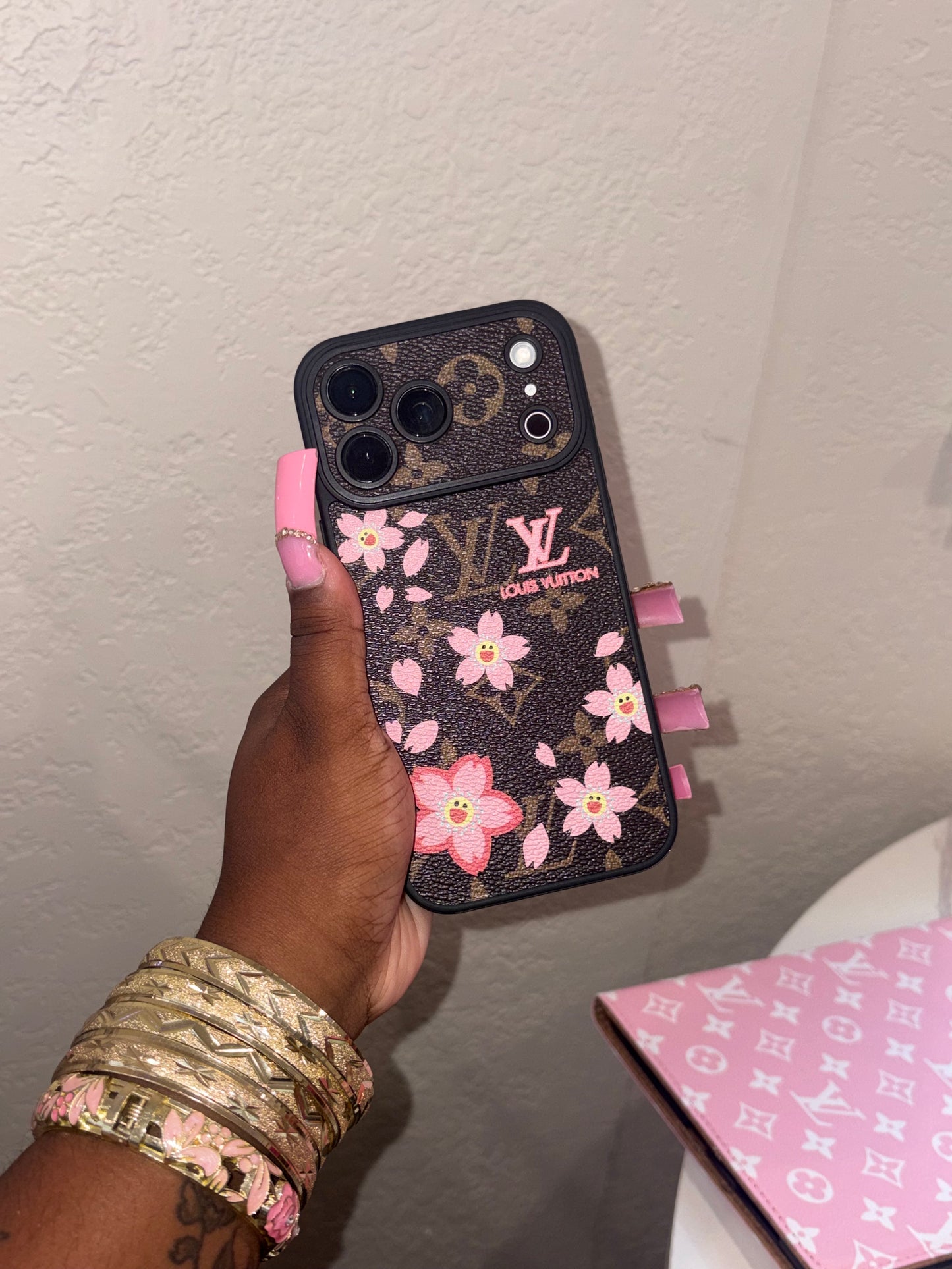 PINK/BROWN LV CASE (pre-order)