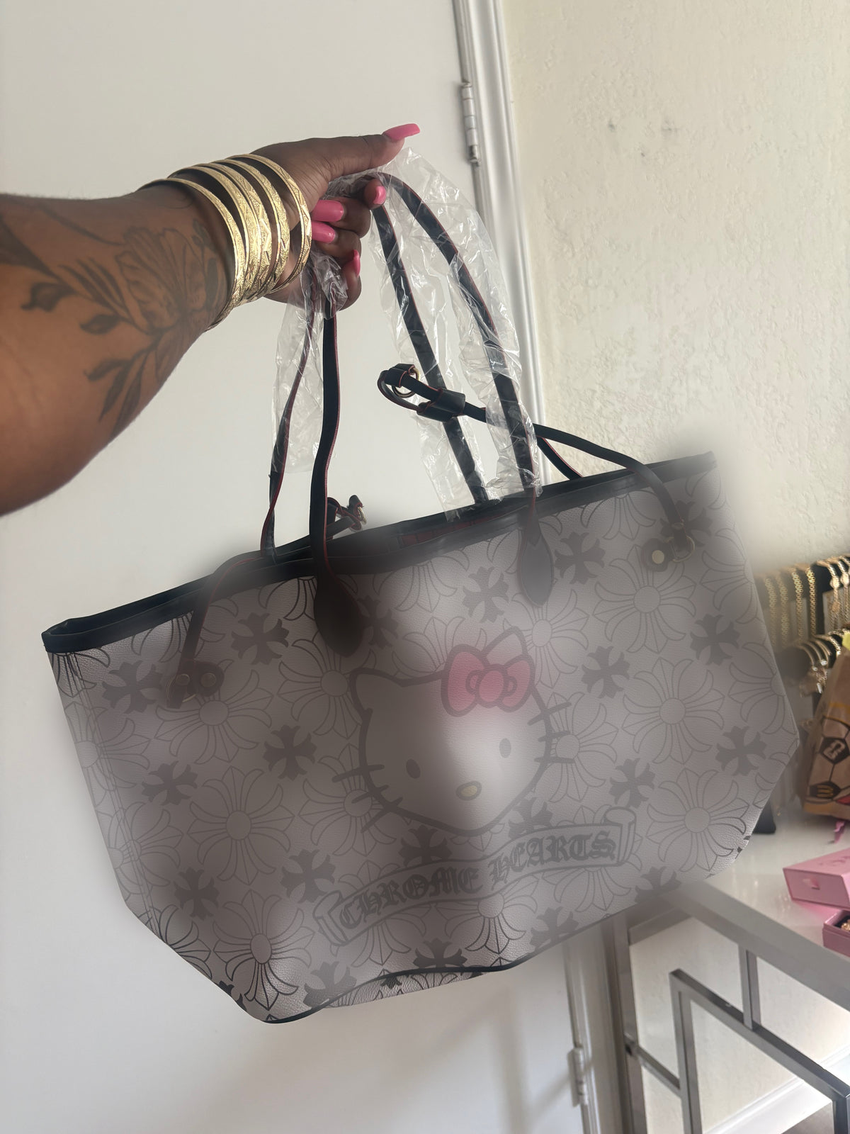 ICON WHITE C-HRTS TOTE BAG (pre-order)