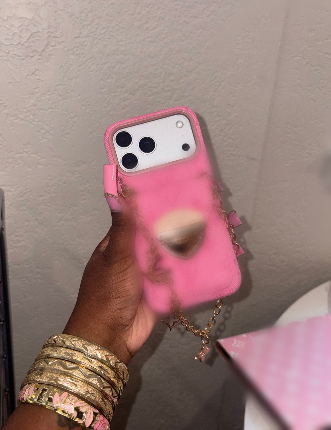 PINK LUXE CASE (pre-order)
