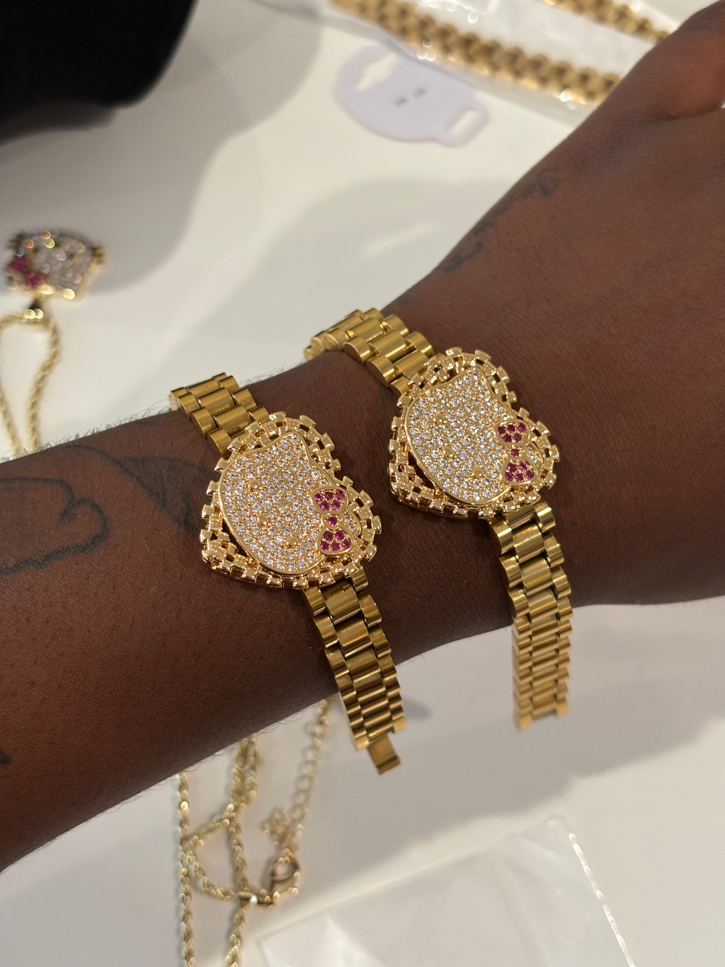 HK PINK BOW BRACELET