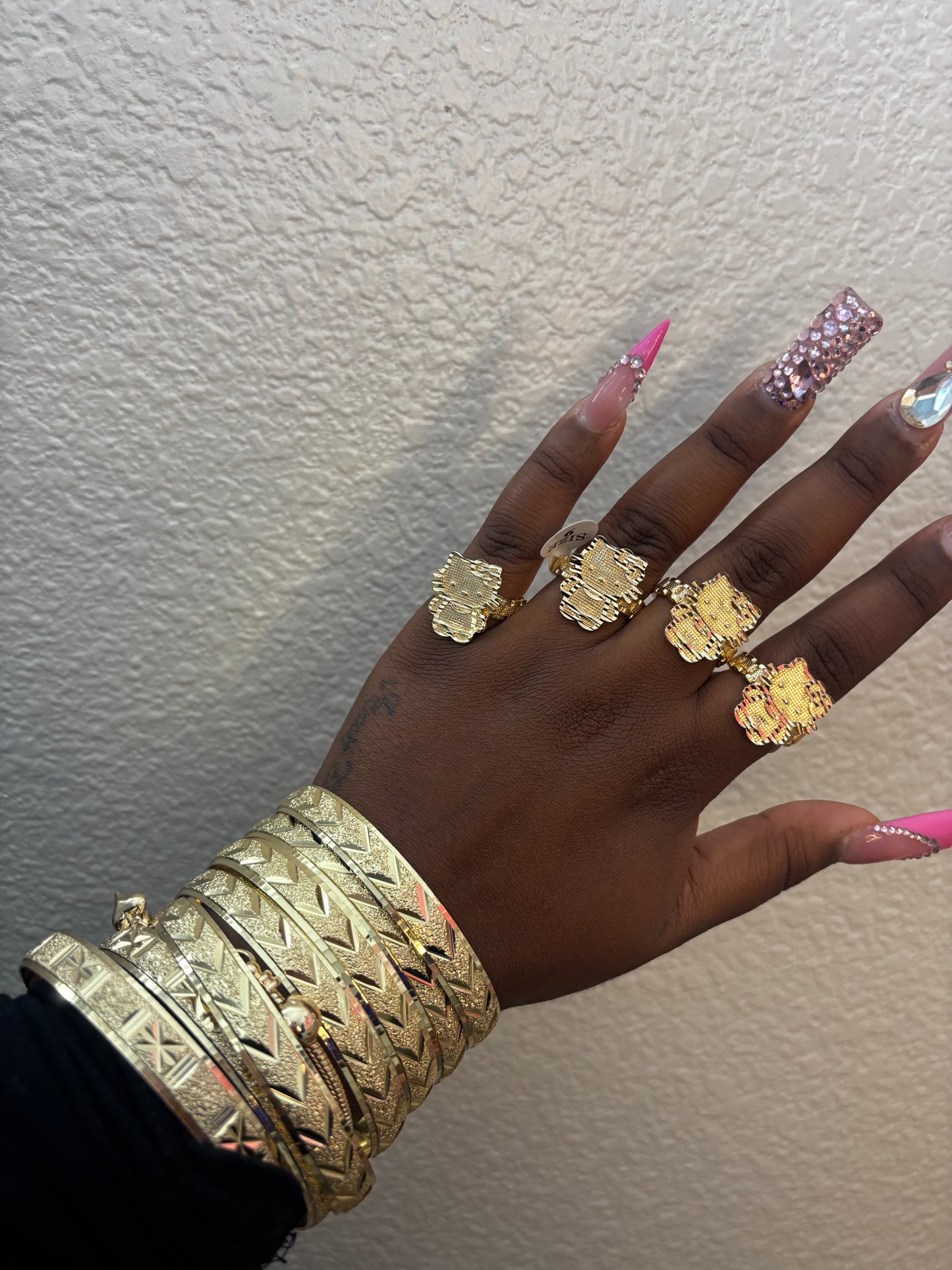 HELLO KITTY BODY RING