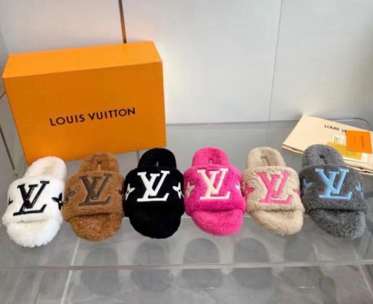 LUXURY DESIGNER VENDOR