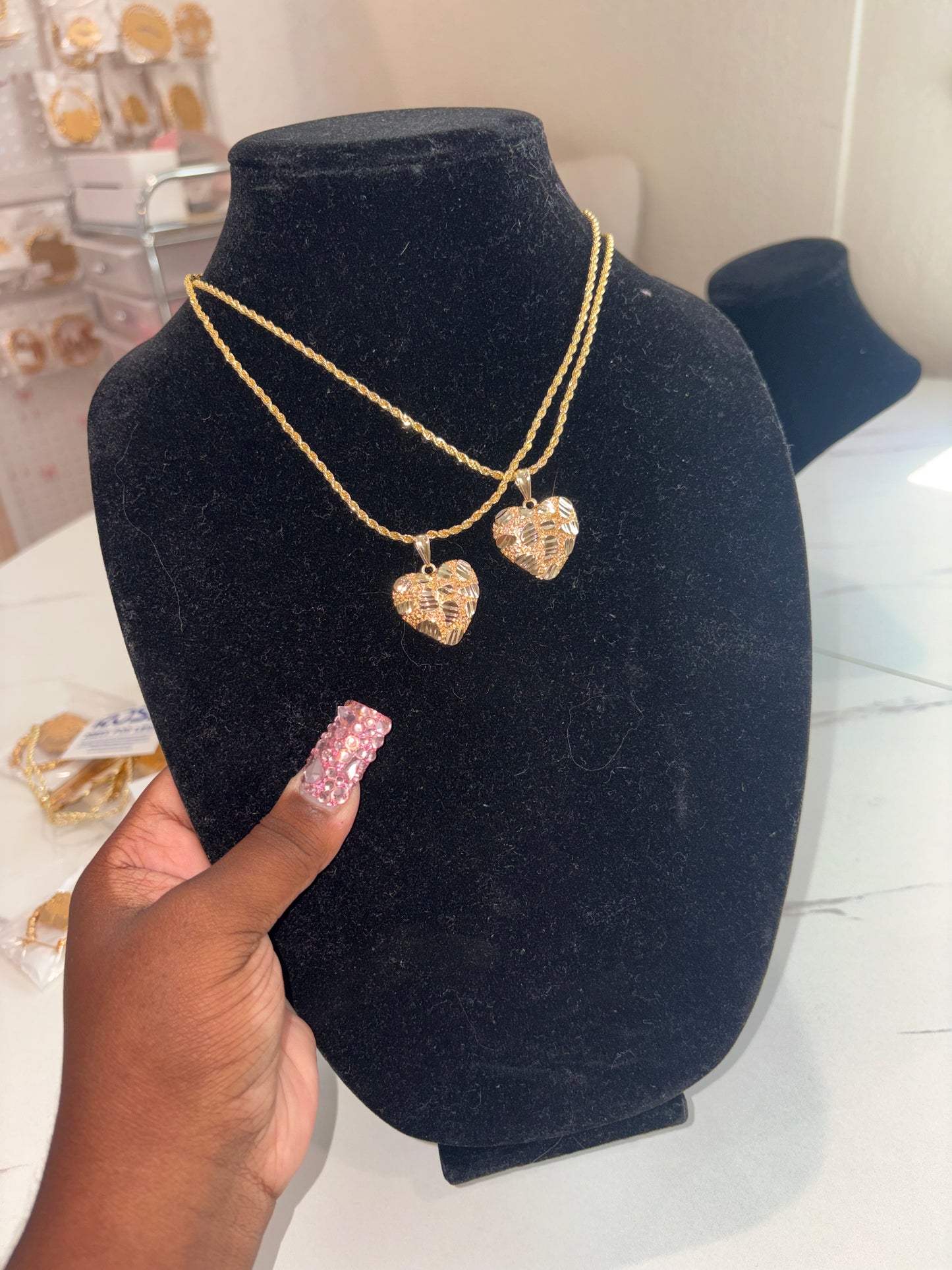 MEDIUM HEART NUGGET NECKLACE