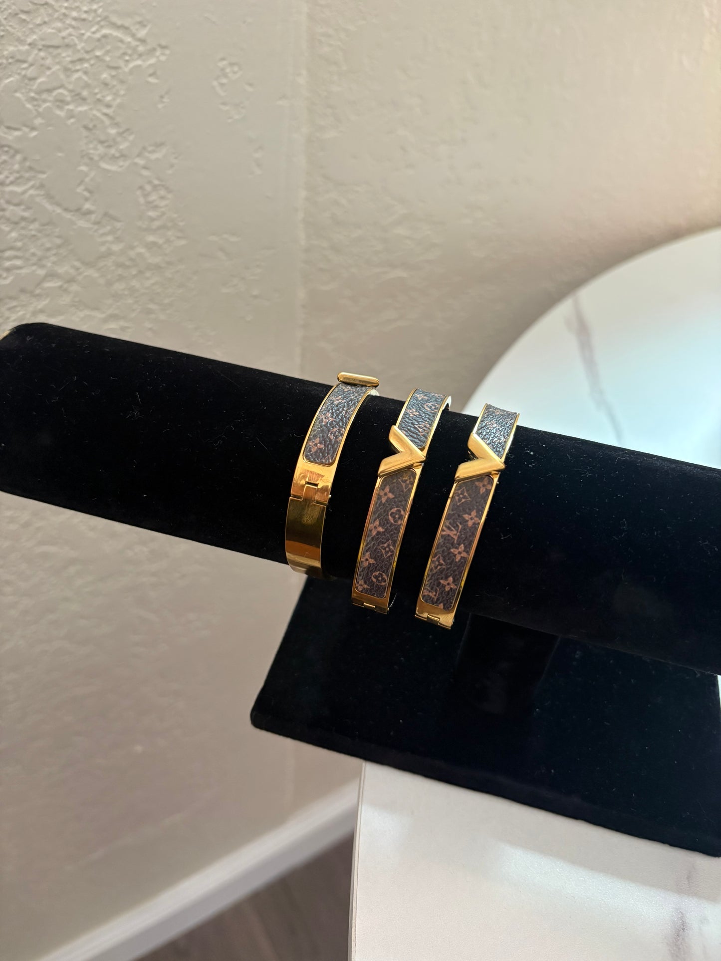 BROWN LV BRACELET