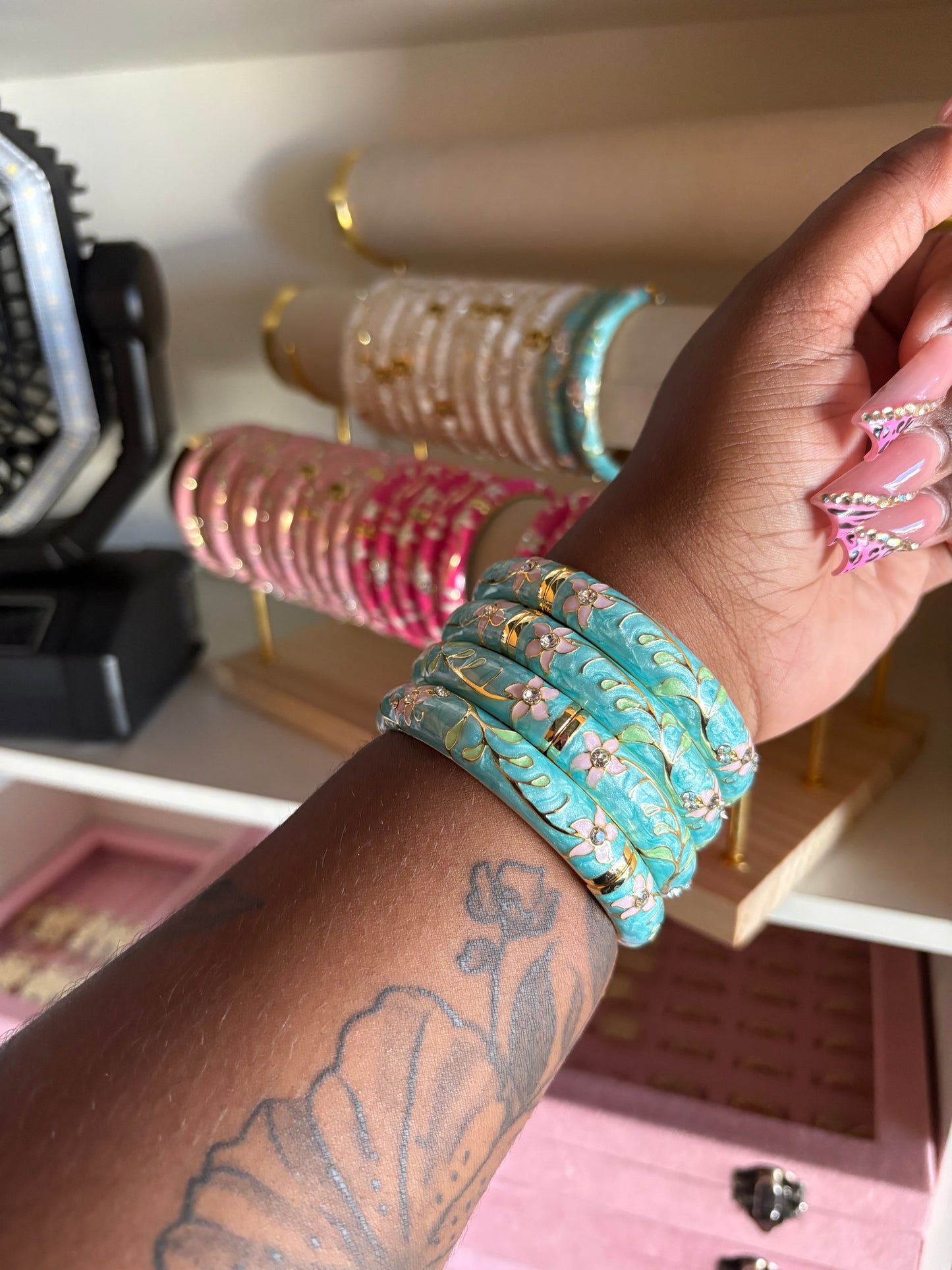 FLOWER BANGLE