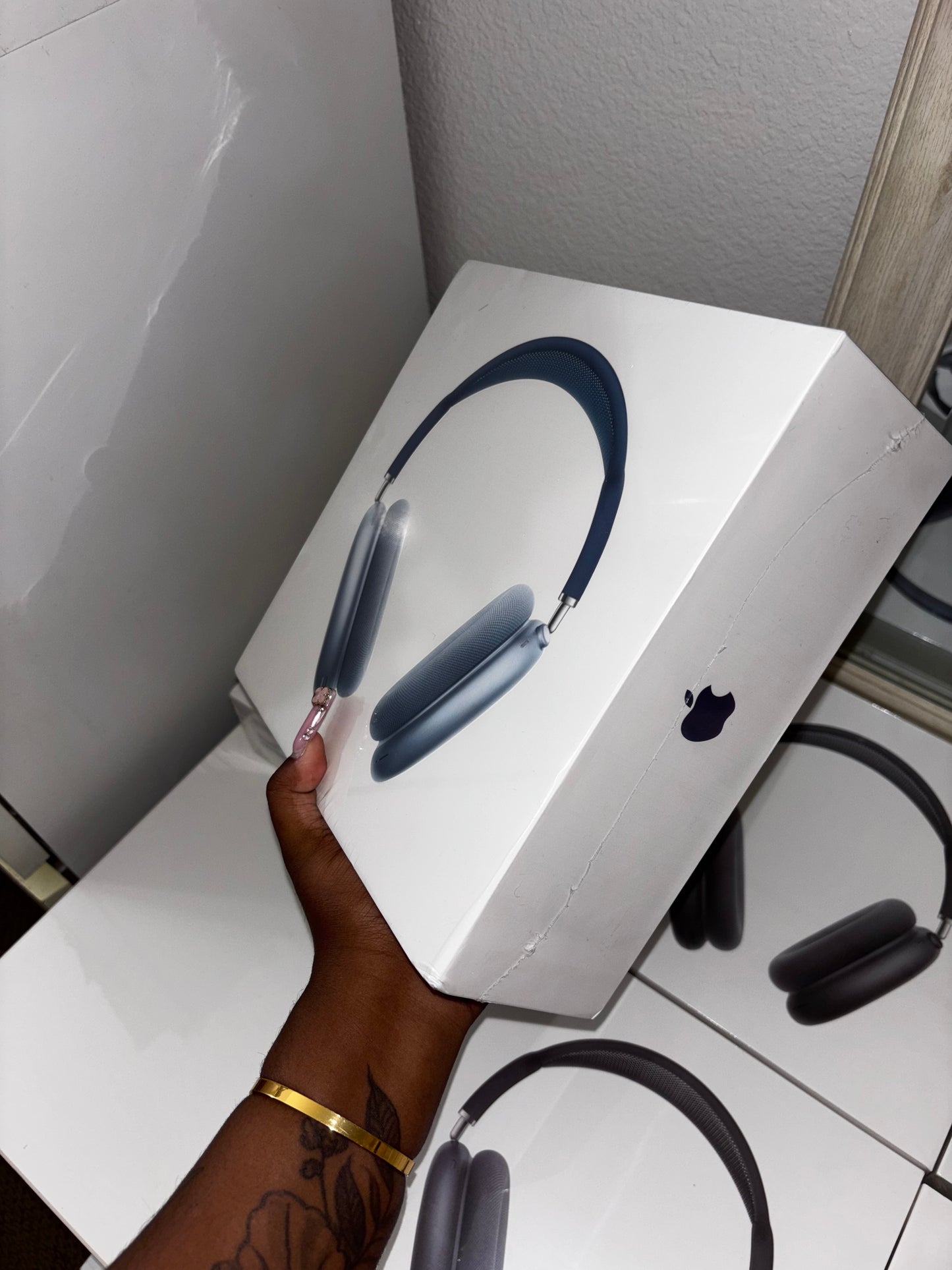 AIRPOD MAXES