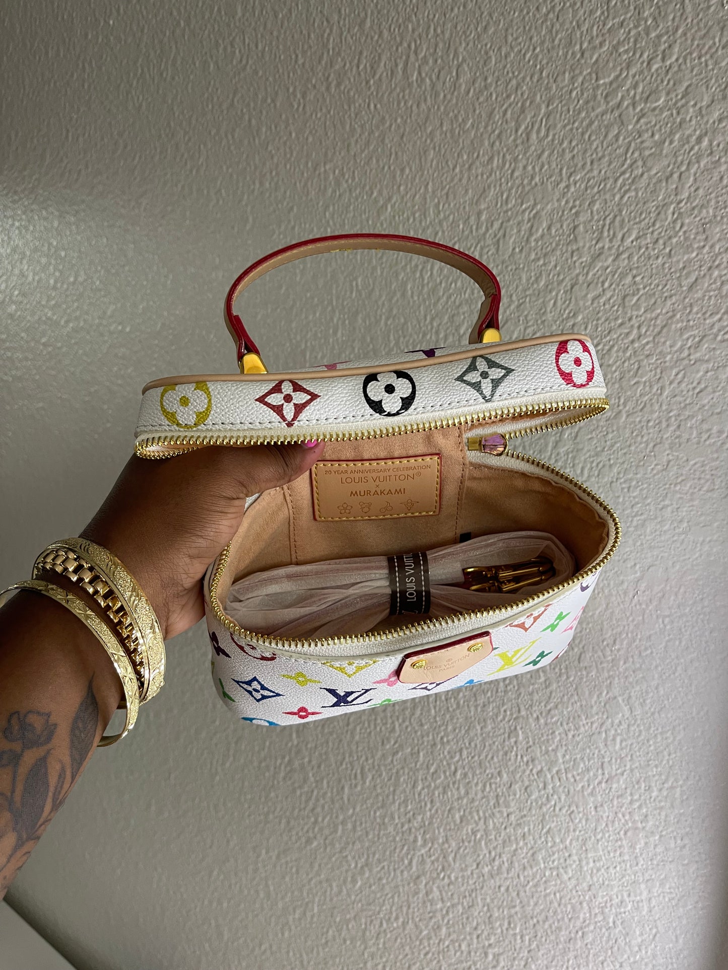 COLORFUL LV MAKEUPBAG