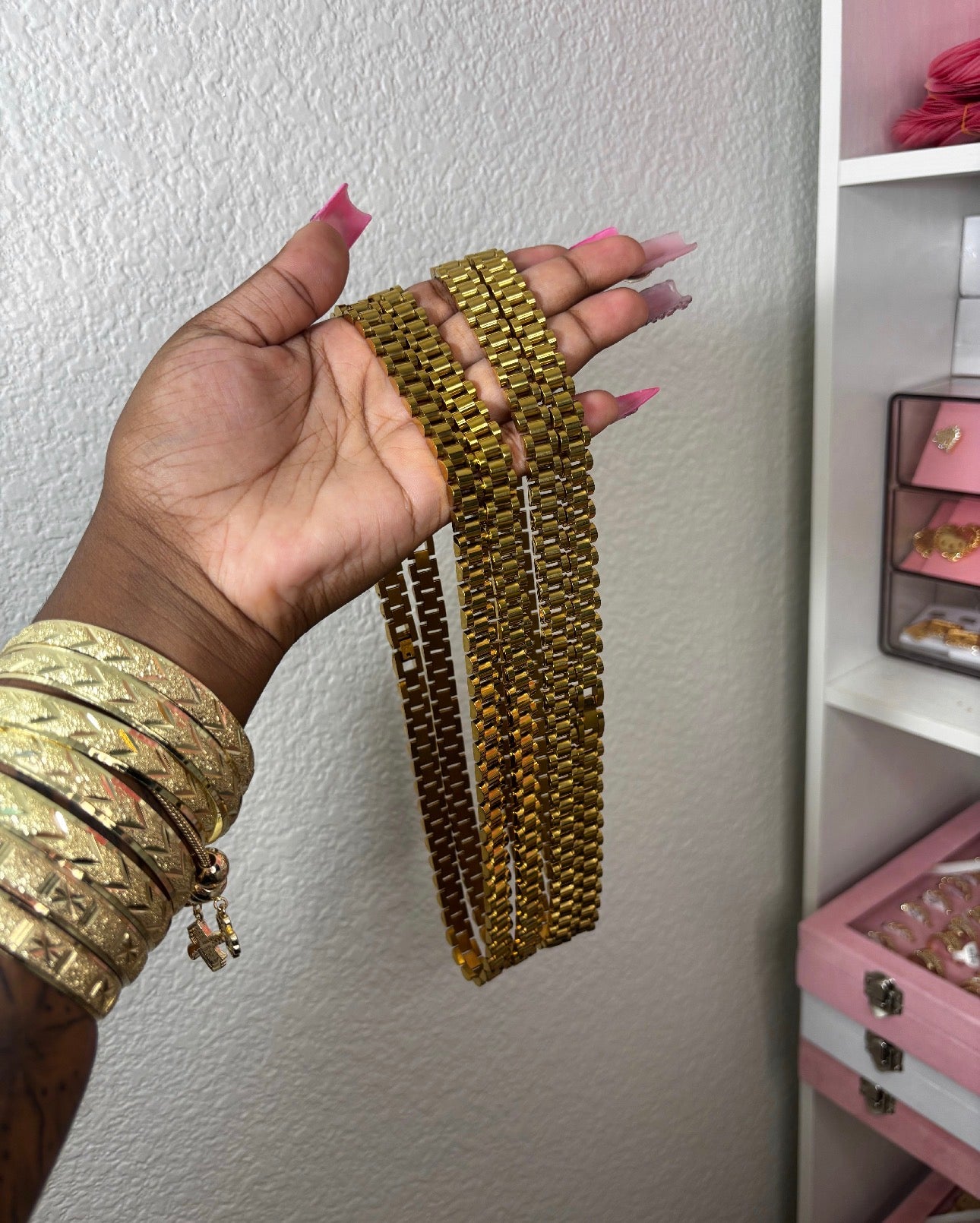 EXCLUSIVE VENDOR