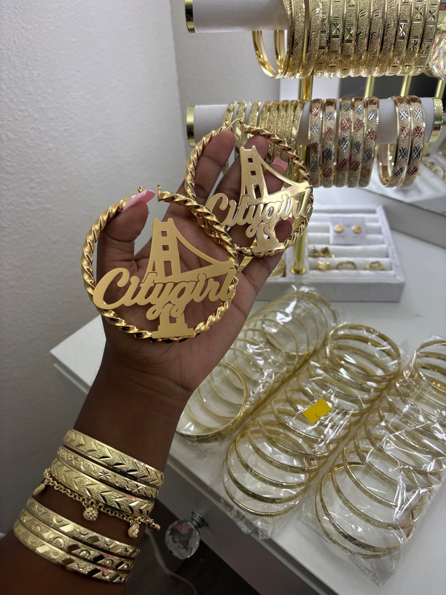 CITY GIRL HOOPS