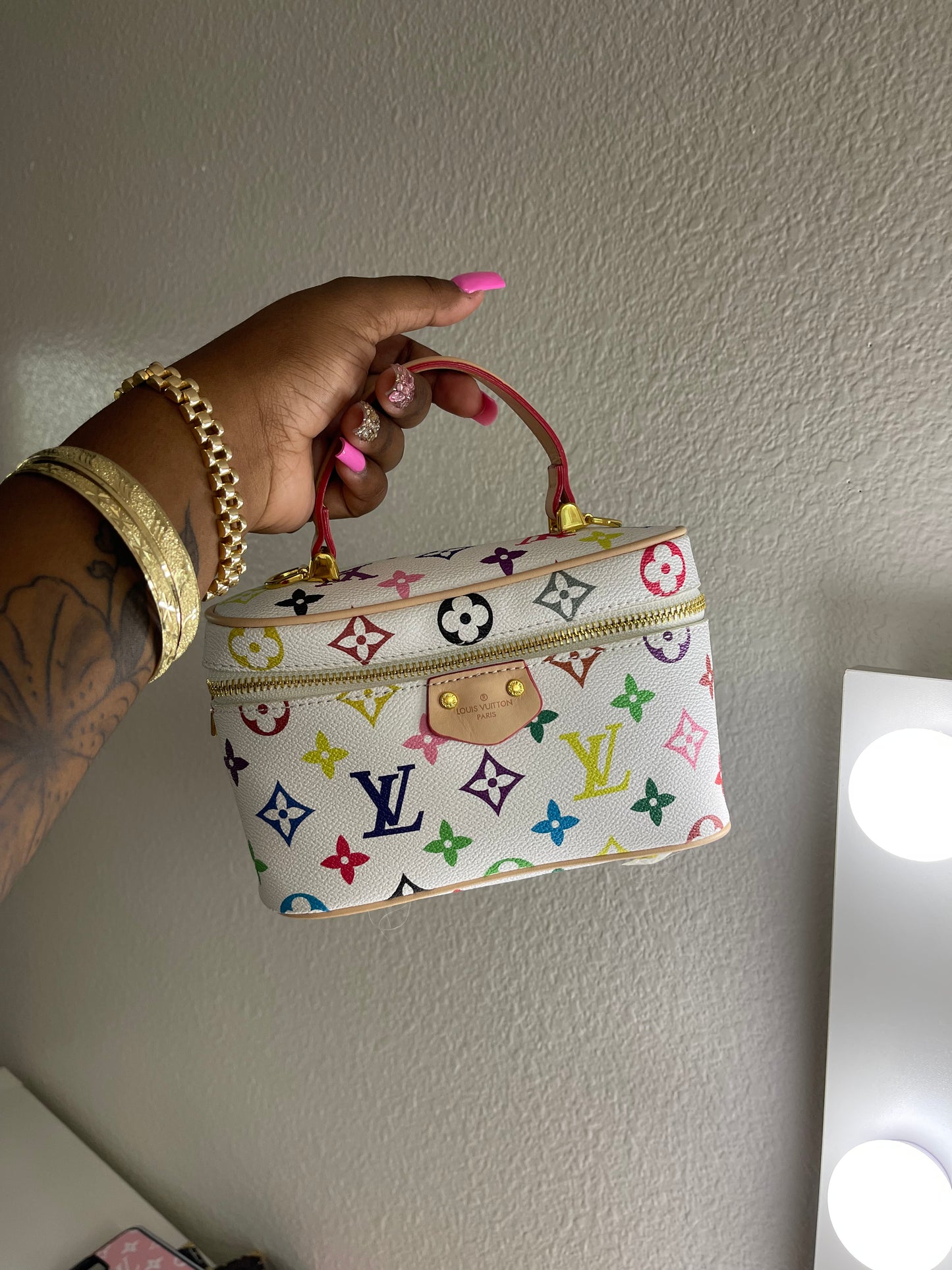 COLORFUL LV MAKEUPBAG