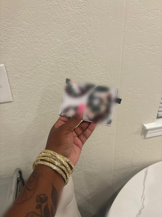 WHITE LUXE CARD HOLDER (pre-order)