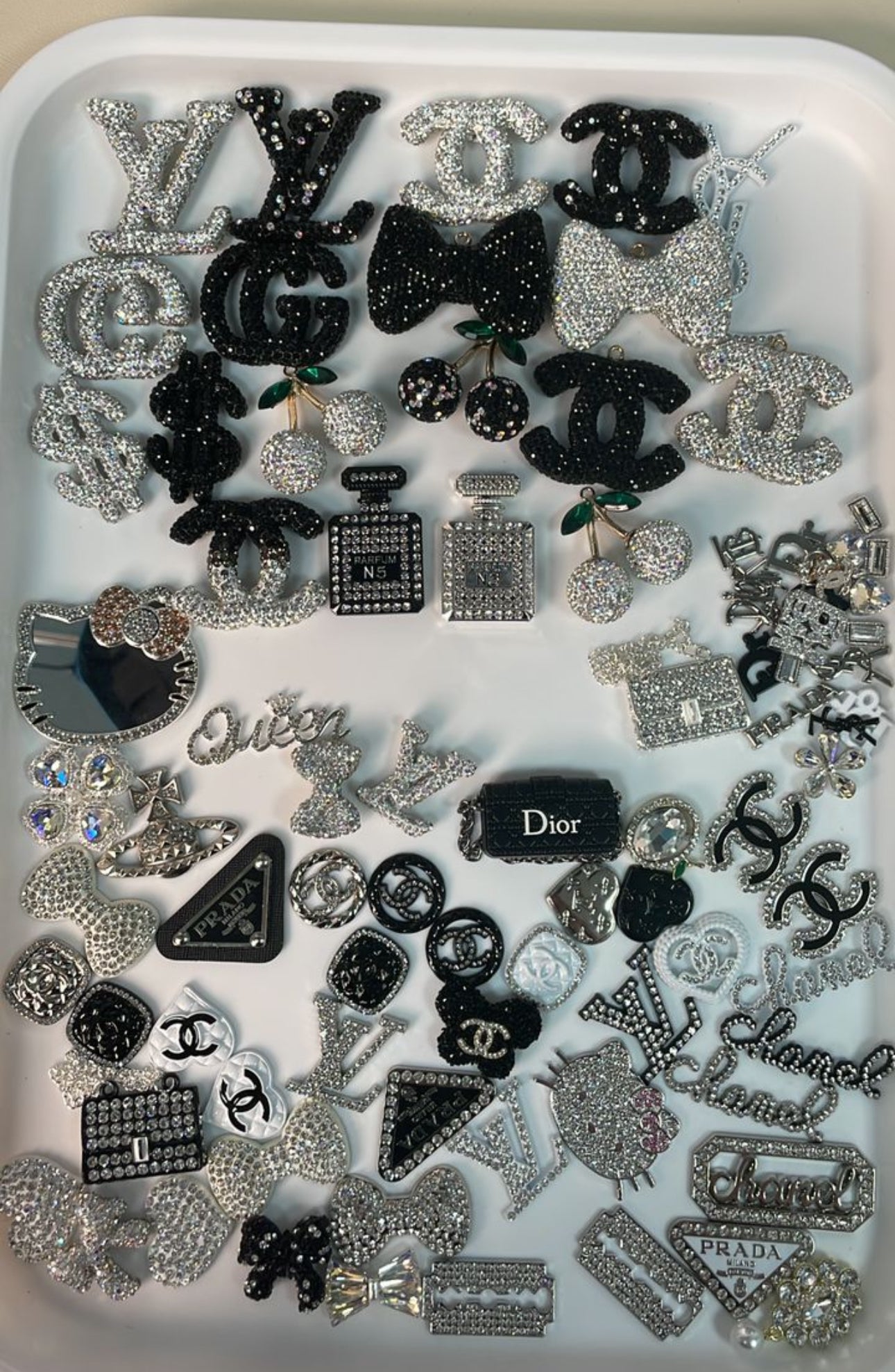 LUXURY WHOLESALE CHARM VENDOR