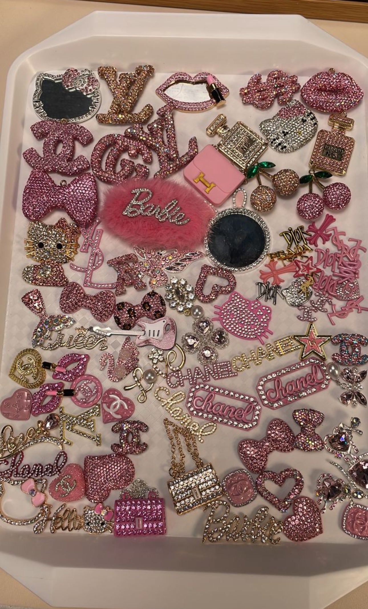 LUXURY WHOLESALE CHARM VENDOR