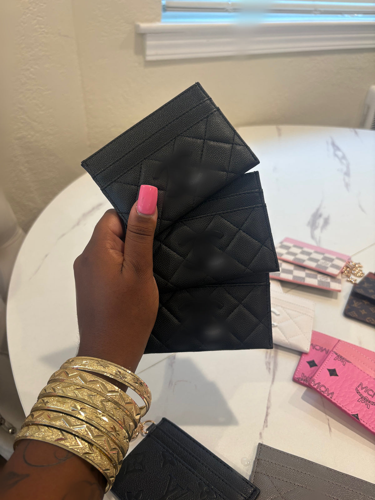 BLACK CC CARD HOLDER