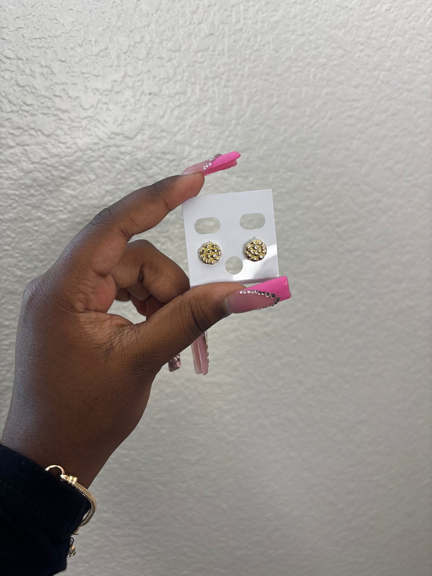 SMALL CIRCLE NUGGET EARRINGS