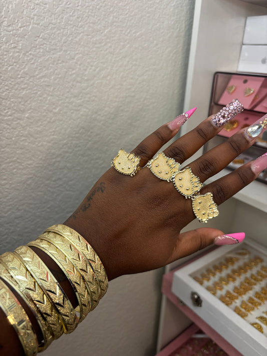 JUMBO HELLO KITTY RING