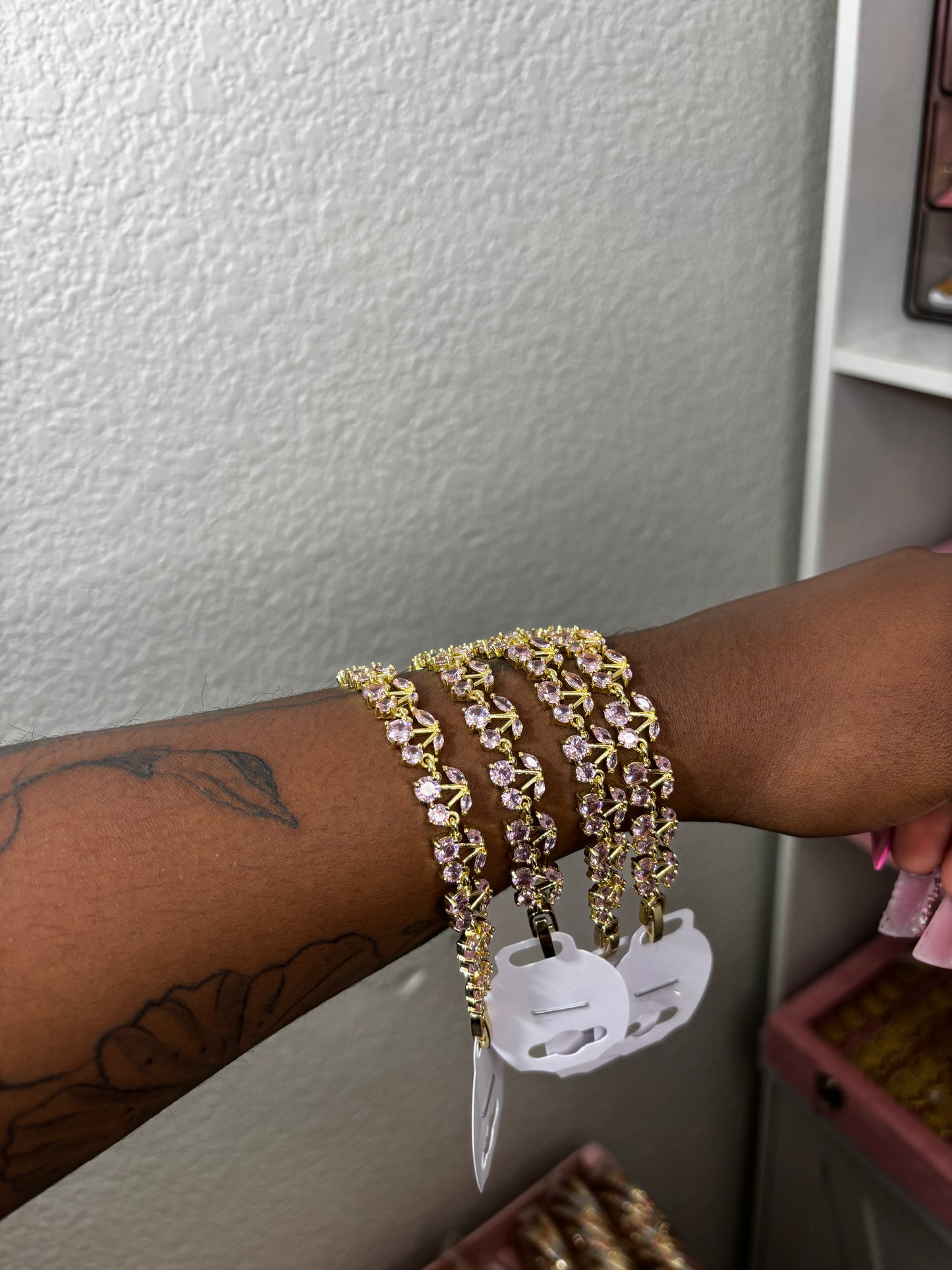 BRACELETS/CHAIN/RINGS VENDOR