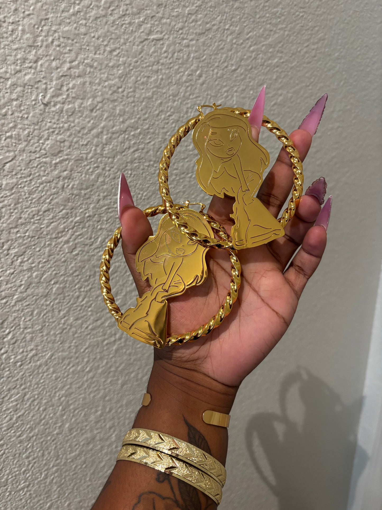 BRATZ DOLL HOOPS