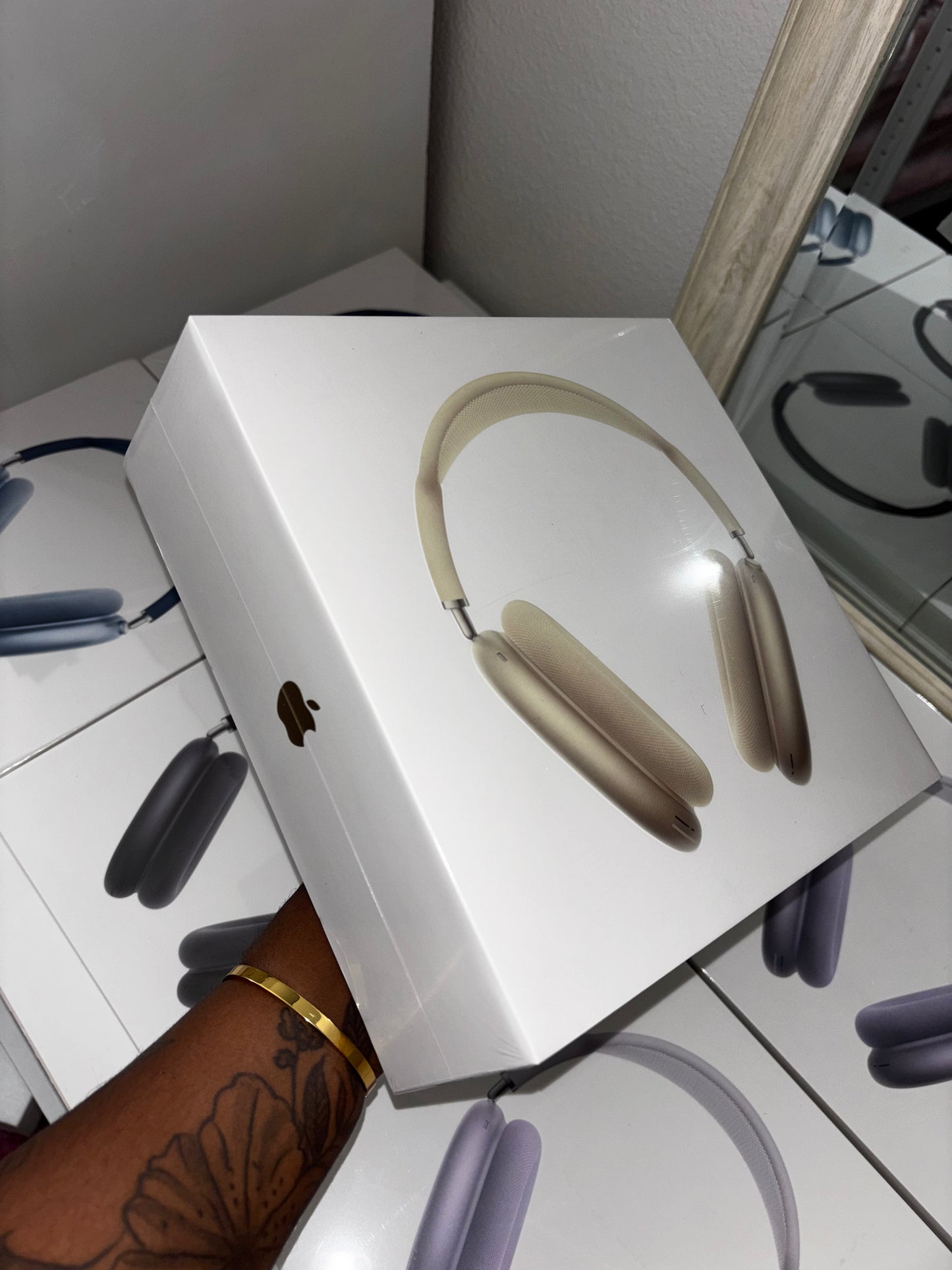 AIRPOD MAXES