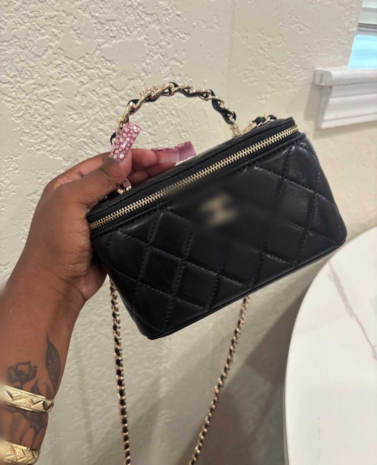 BLACK LUXE MAKEUP BAG (pre-order)