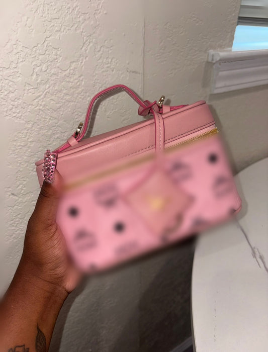 PINK LUXE MAKEUP BAG (pre-order)